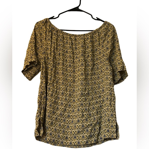 Yellow Blouse - Picture 3 of 3